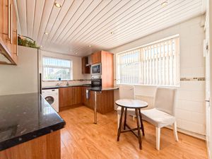 Photo 13- click for photo gallery